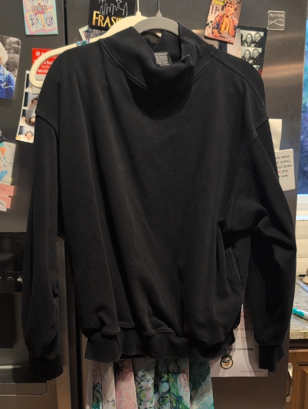 Popflex Black Long Sleeve Pullover Sweatshirt
